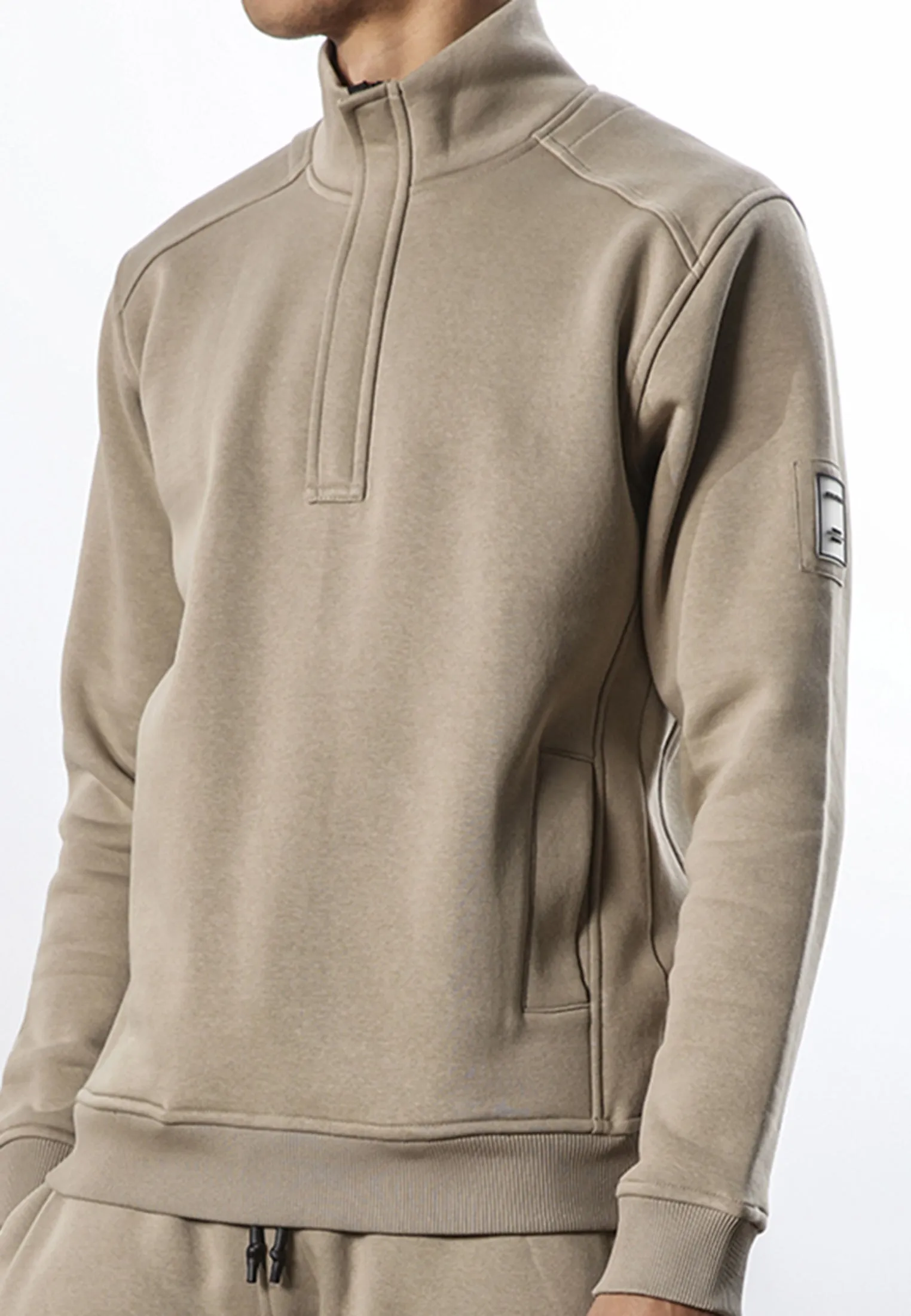 ENDURANCE HALF ZIP FAWN