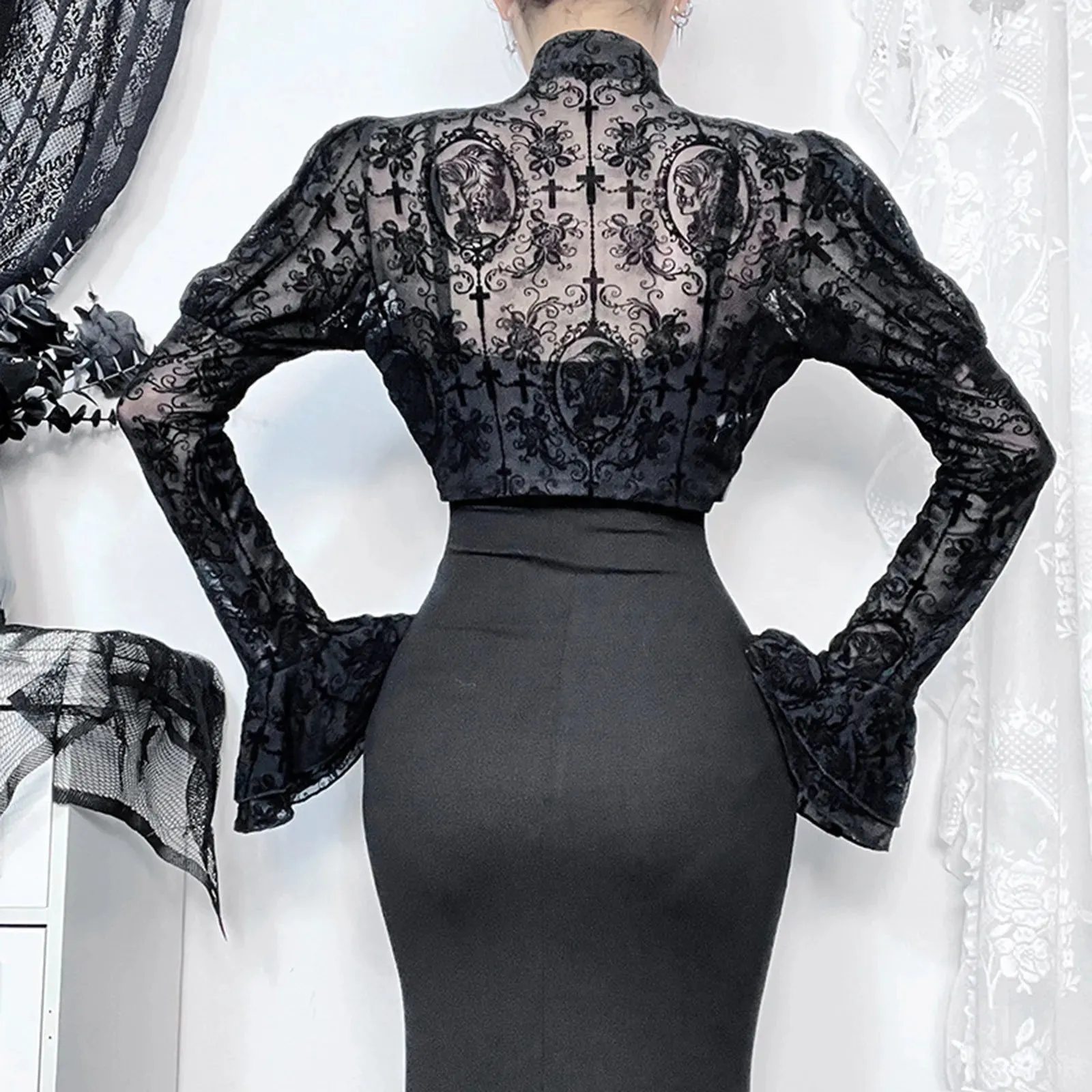 Long Sleeves Smock Vintage Black Lace Flare Sleeve Gothic Cosplay Cardigan